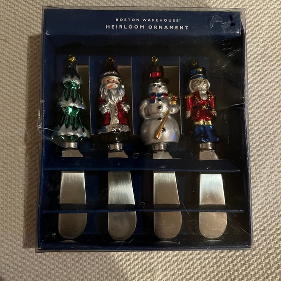 Angel Spreaders 4pc set Cheese/Butter 1999 Boston Warehouse Christmas Knife NIB - Picture 2 of 4
